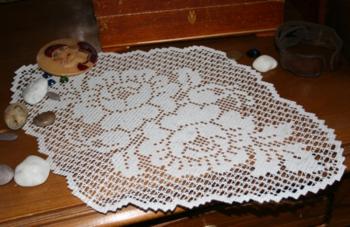 Rose Diamond FSL Crochet Doily