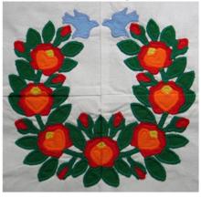 Baltimore Quilt: Poppy Garland Applique