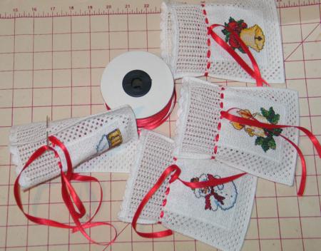 Crochet Christmas Gift Bags image 2