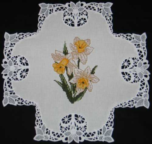 FSL Daffodil Doily image 1