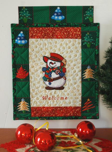 Quilted Welcome Sign for Christmas Season image 1