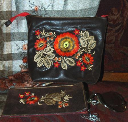 Cosmetic Case with Wild Flowers Embroidery image 8