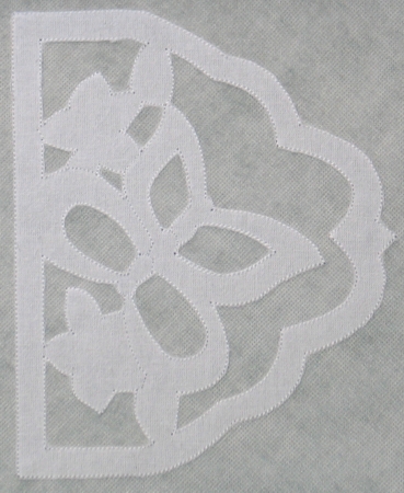 Cutwork Lace Butterfly Corner image 4