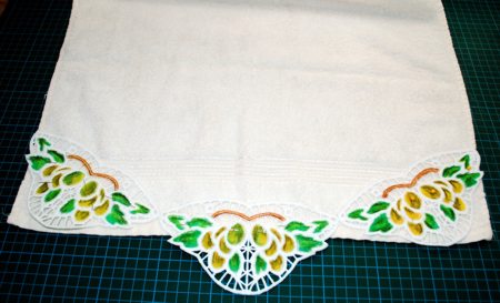 Cutwork Lace Olives image 10