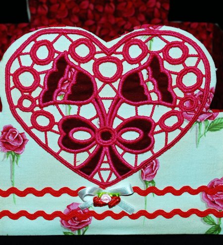 Valentine Hearts Cutwork Set image 12