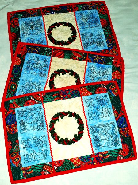 Christmas Wreath Placemats with Redwork Embroidery image 1