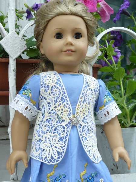 Freestanding Lace Vest for 18-inch Dolls image 1