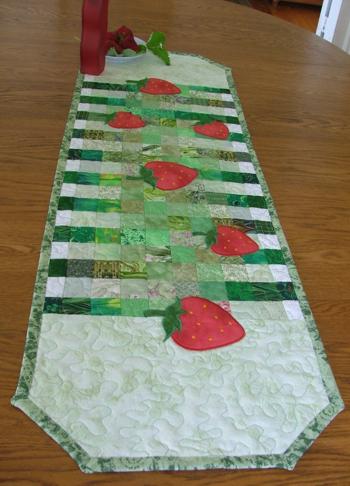Strawberry Field Scrap Quilted Table Runner image 14