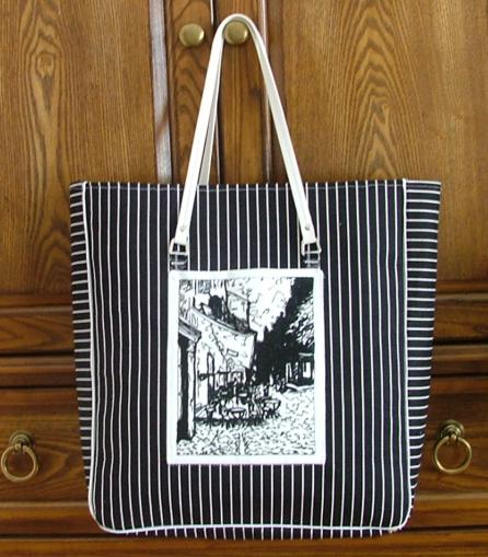 Black-and-White Tote Bag with One-Color Embroidery image 2