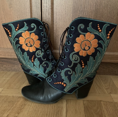 Flower Gaiters-in-the-Hoop (ITH)