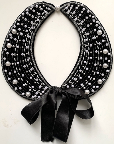 Detachable Peter Pan Collar with Pearls in-the-Hoop (ITH)