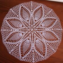 FSL Crochet Poplar Leaves Doily