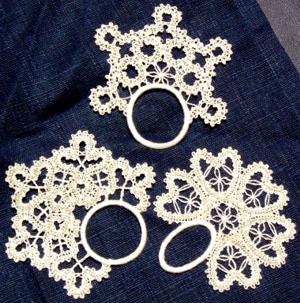 FSL Battenberg Snowflake Napkin Ring Lace Set