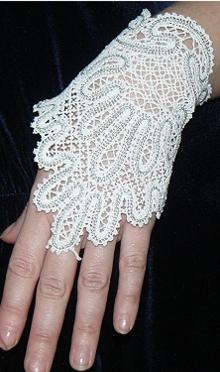 FSL Battenberg Bridal Fingerless Lace Gloves III