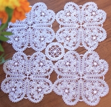 FSL Battenberg Square Dance Doily Set