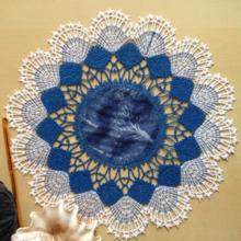 2-Color Freestanding Bobbin Lace Round Doily with Fabric Insert