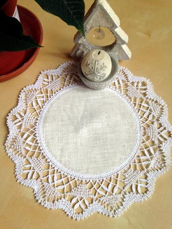 Freestanding Bobbin Lace Round Doily with Fabric Center