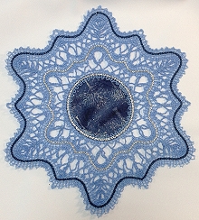 FSL Battenberg Snowflake Doily