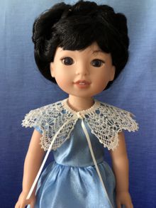 Freestanding Bobbin Lace Collar for 14-inch Dolls