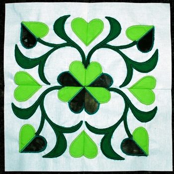 Baltimore Quilt: Four-Leaf Clover Applique