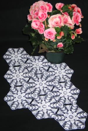 FSL Crochet Star Flower Doily