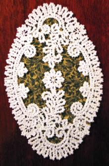 FSL Battenberg Flower Wreath Doily