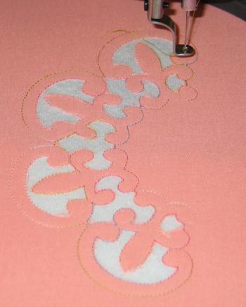 Rounded Border Lace Set image 3