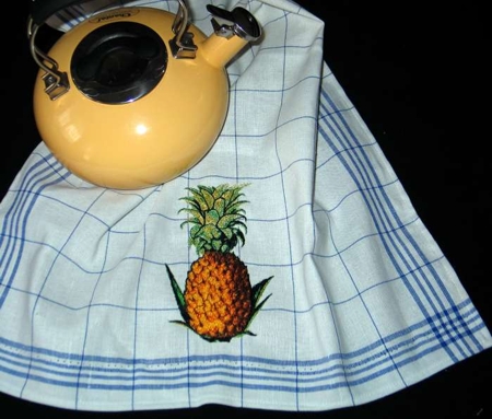 Fruit Ninja Pineapple machine embroidery design fill stitch