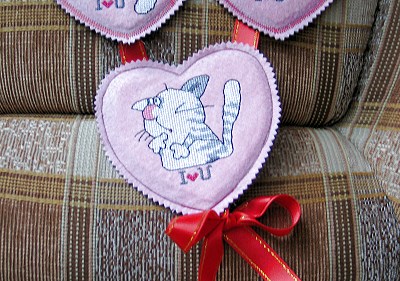 Amorous Cat Hearts image 9
