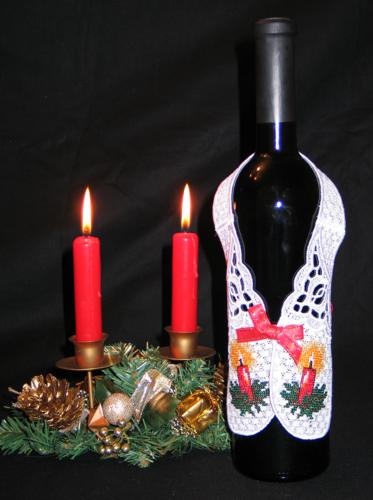 Christmas Bowl, Doily, Napkin Holder and Bottle Apron Set image 11