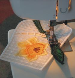 Assembling Daffodil Bowl, Basket and Doily Set image 7