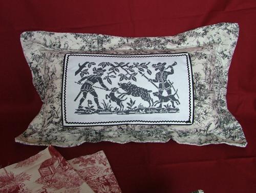 Toile Pillows with Hunting Scenes image 9