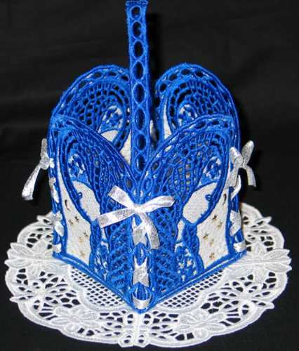 Our Lady Basket and Doily Set image 2
