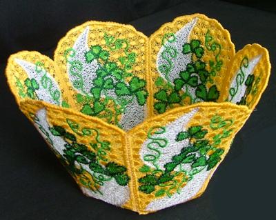 Free Standing Shamrock Bowls image 6