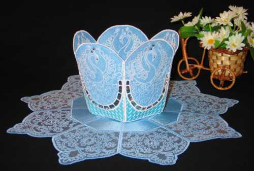 Swan Bowl with Organza Doily image 3