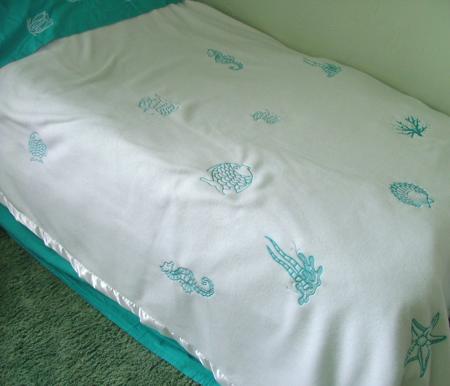 Bed Linen and Fleece Blanket Decorated with Marine Life image 4