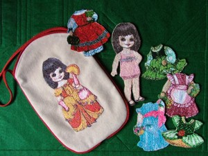 Embroidered Purse image 7