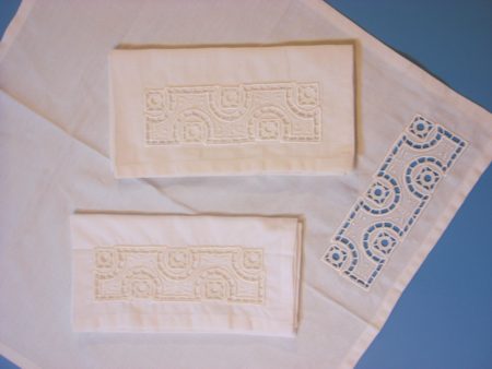 Additional embroidery design image 1