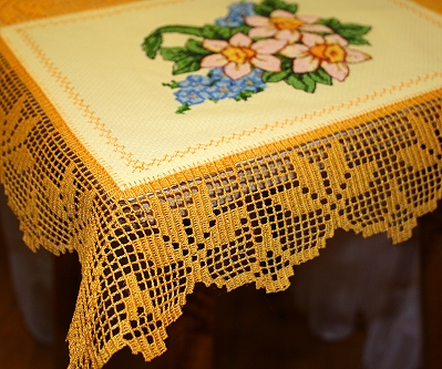 Narcissus Doily with Crochet Lace image 5
