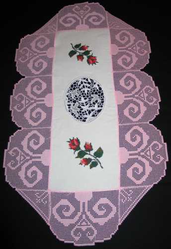 Roses Table Runner and Doily image 2
