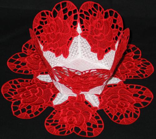 Valentine Rose Bowl and Doily Set image 2