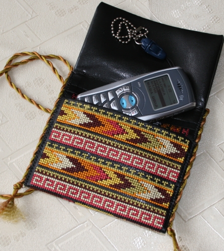 Purse with South-Western Indian Embroidery image 2
