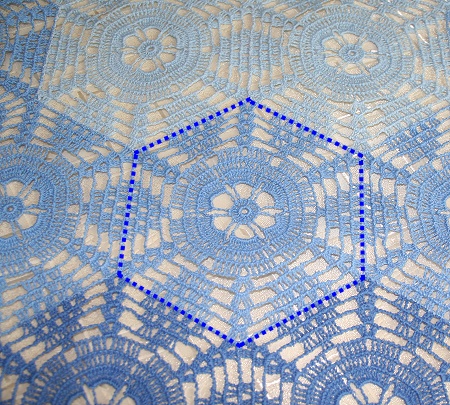 FSL Crochet Pineapple Table Topper -2 image 4
