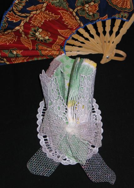 FSL Primrose Napkin Holder and Doily image 7