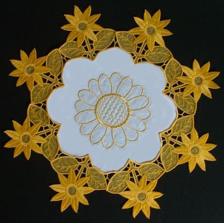 FSL Daisy Doily image 2