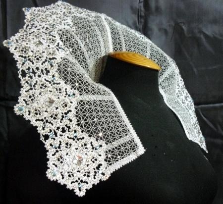 FSL Battenberg Lace Snowflake Collar image 2