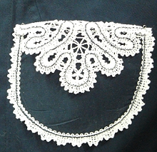 FSL Battenberg Lace Pocket image 5