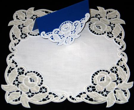 Cutwork Lace Rose Corner image 1