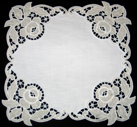 Cutwork Lace Rose Corner image 6