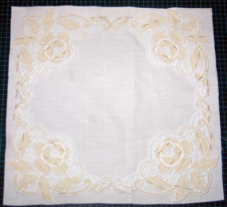 Cutwork Lace Rose Corner image 8